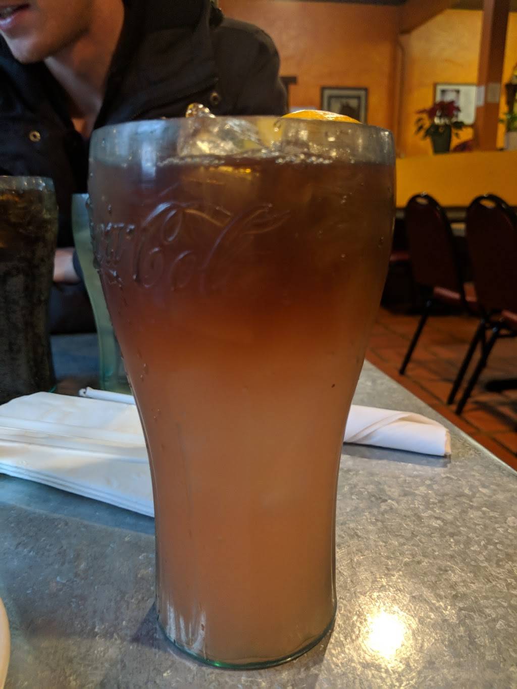 El Vaquero | restaurant | 925 CA-4, Arnold, CA 95223, USA | 2097953303 OR +1 209-795-3303