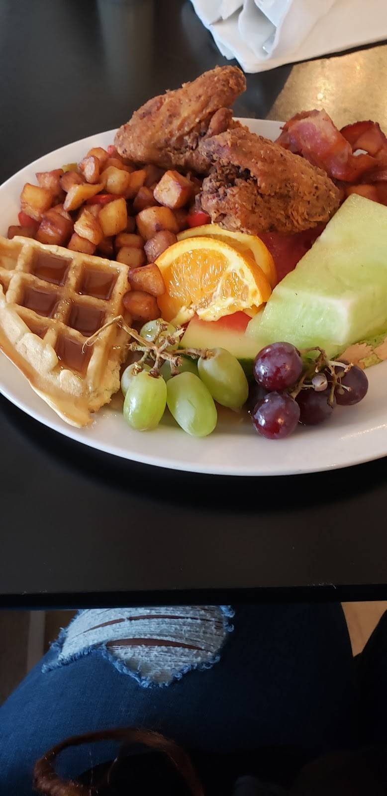 @ Monroe | restaurant | 2299 N Florissant Ave, St. Louis, MO 63106, USA | 3146260825 OR +1 314-626-0825