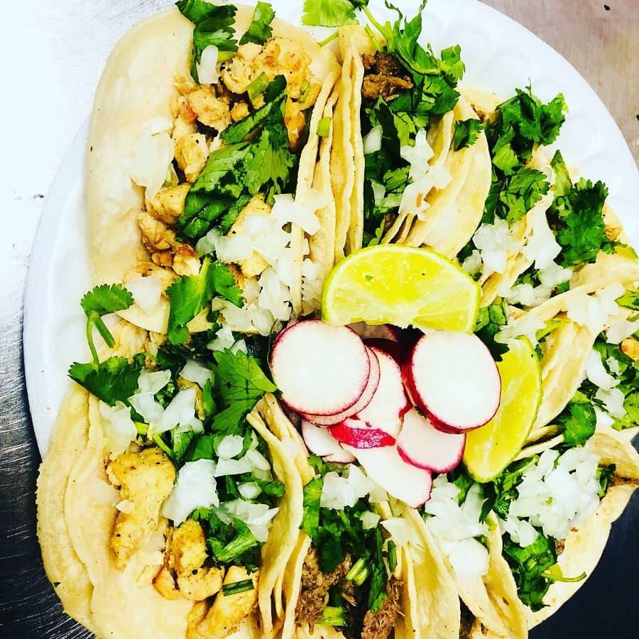 Lupitas Tacos & Hotdogz | restaurant | 1201 N Parton St, Santa Ana, CA 92706, USA | 9493387239 OR +1 949-338-7239