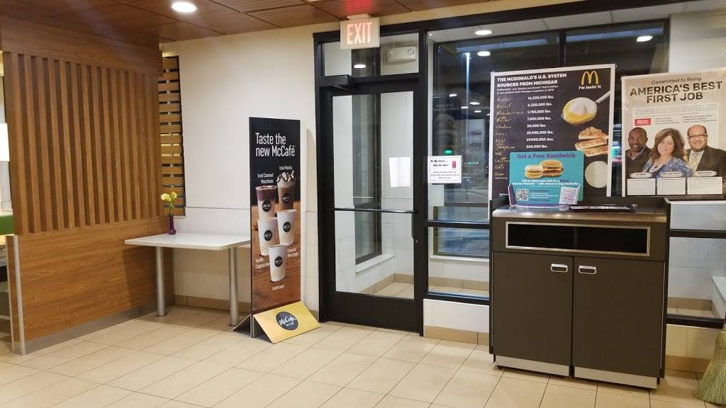 McDonalds | cafe | 34900 W Warren Ave, Westland, MI 48185, USA | 7344223704 OR +1 734-422-3704