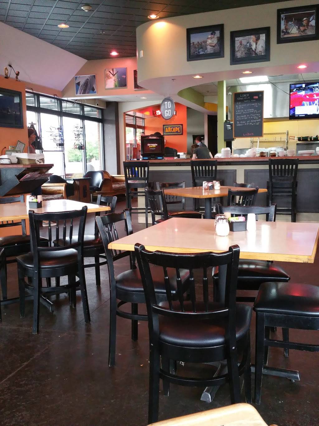 LuBos Ny Pizza | restaurant | 15352 E Ida Dr, Centennial, CO 80015, USA | 3036939196 OR +1 303-693-9196