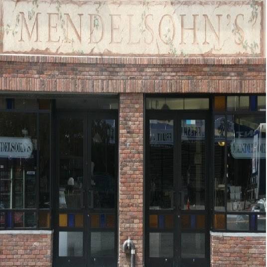 Mendelsohns Pizza | restaurant | 4418 18th Ave, Brooklyn, NY 11204, USA | 7188540600 OR +1 718-854-0600