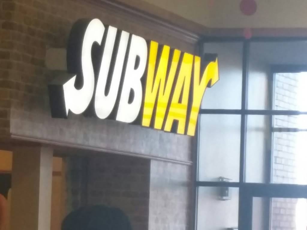 Subway | restaurant | 501 N Main St, Muskogee, OK 74401, USA | 9186873870 OR +1 918-687-3870