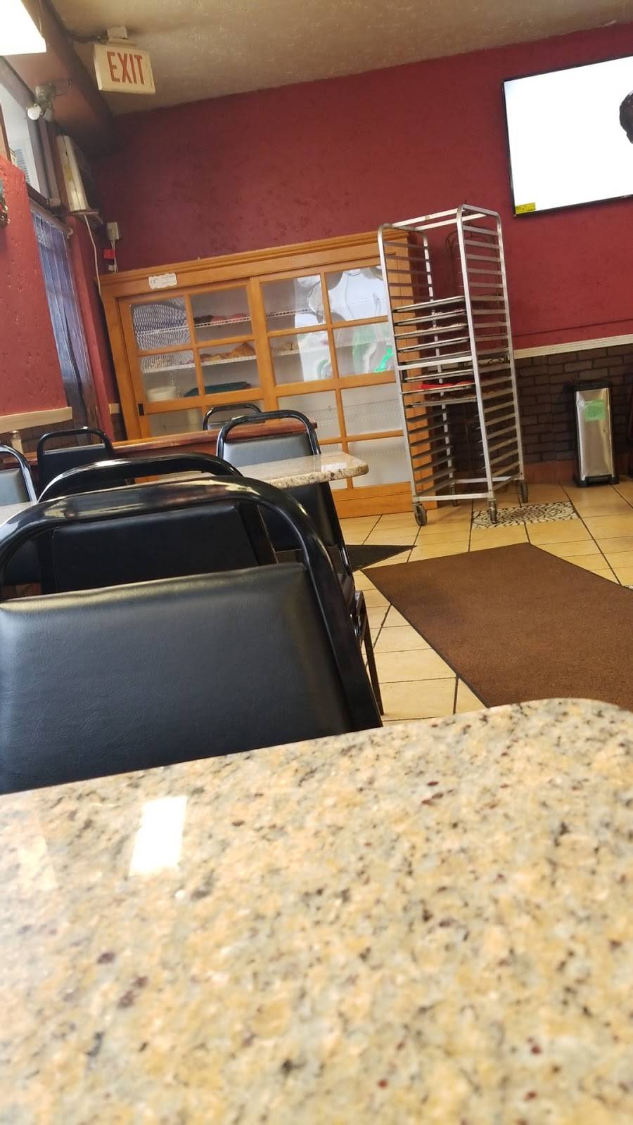 La Mexicana Restaurant & Bakery | restaurant | 1407 Fairfield Ave, Bridgeport, CT 06605, USA | 2036901655 OR +1 203-690-1655