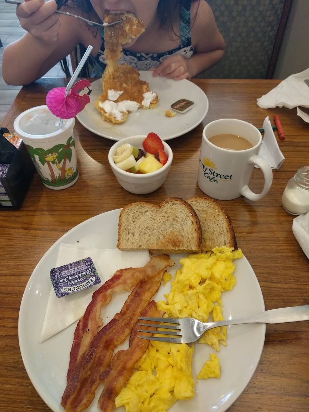 Sunny Street Cafe | restaurant | 1212 N E U.S. Hwy 377 Suite 127, Roanoke, TX 76262, USA | 6822377842 OR +1 682-237-7842