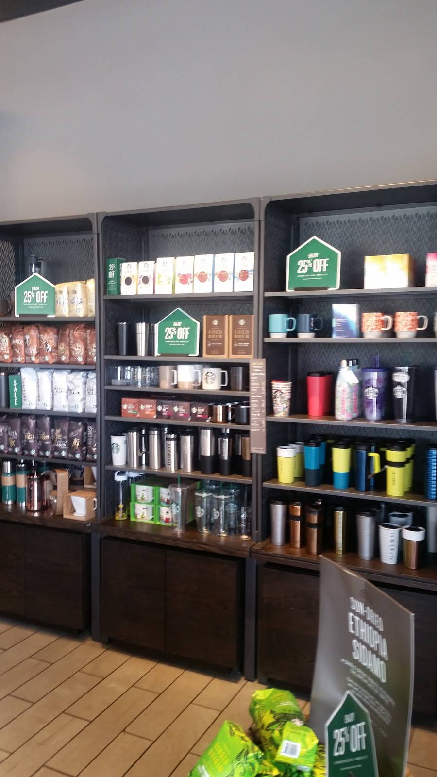 Starbucks | cafe | 3170 SE Military Dr, San Antonio, TX 78223, USA | 2103331581 OR +1 210-333-1581