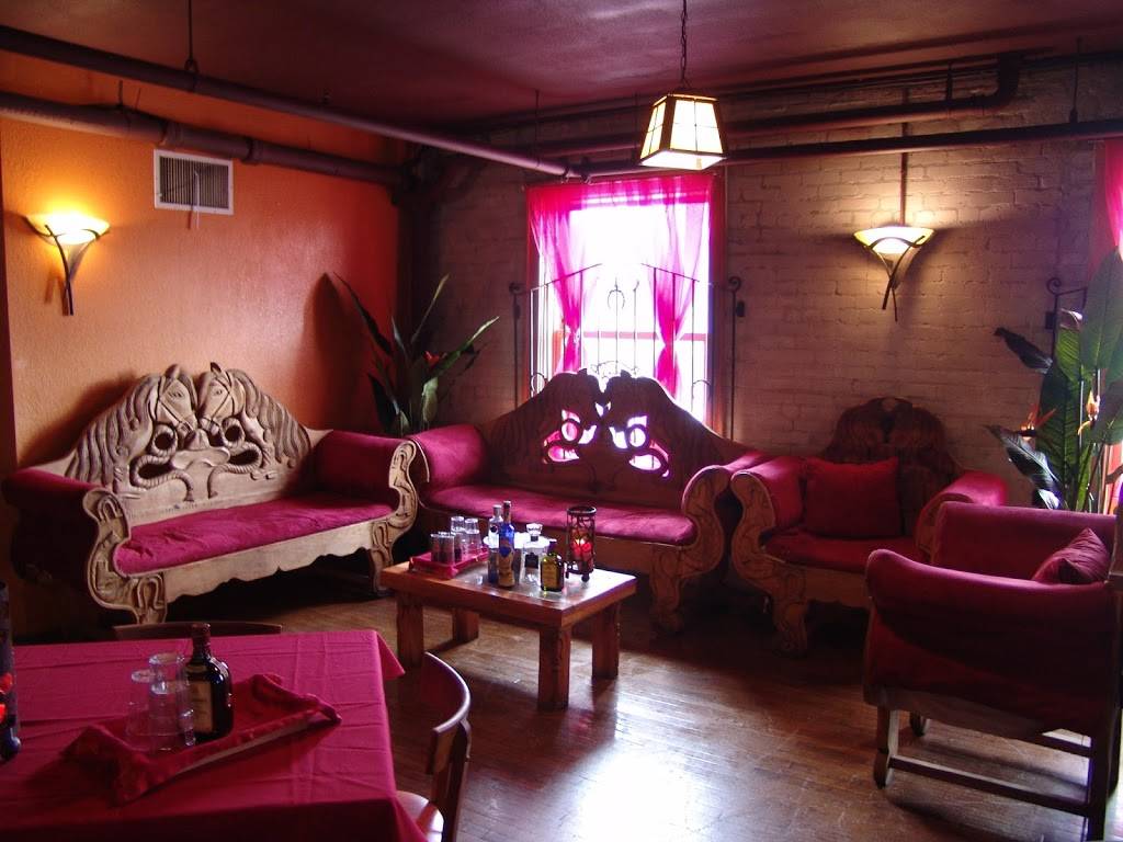 Paraiso Lounge | night club | 2709 E Lake St, Minneapolis, MN 55406, USA | 6127280101 OR +1 612-728-0101