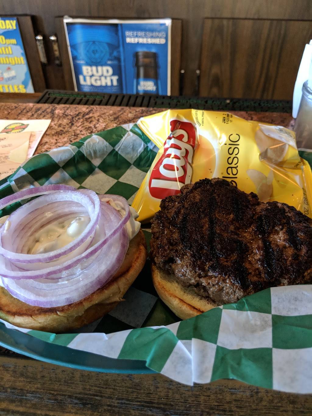 Weal Inn | restaurant | 2933 E Highland Rd, Highland Charter Twp, MI 48356, USA | 2488878140 OR +1 248-887-8140