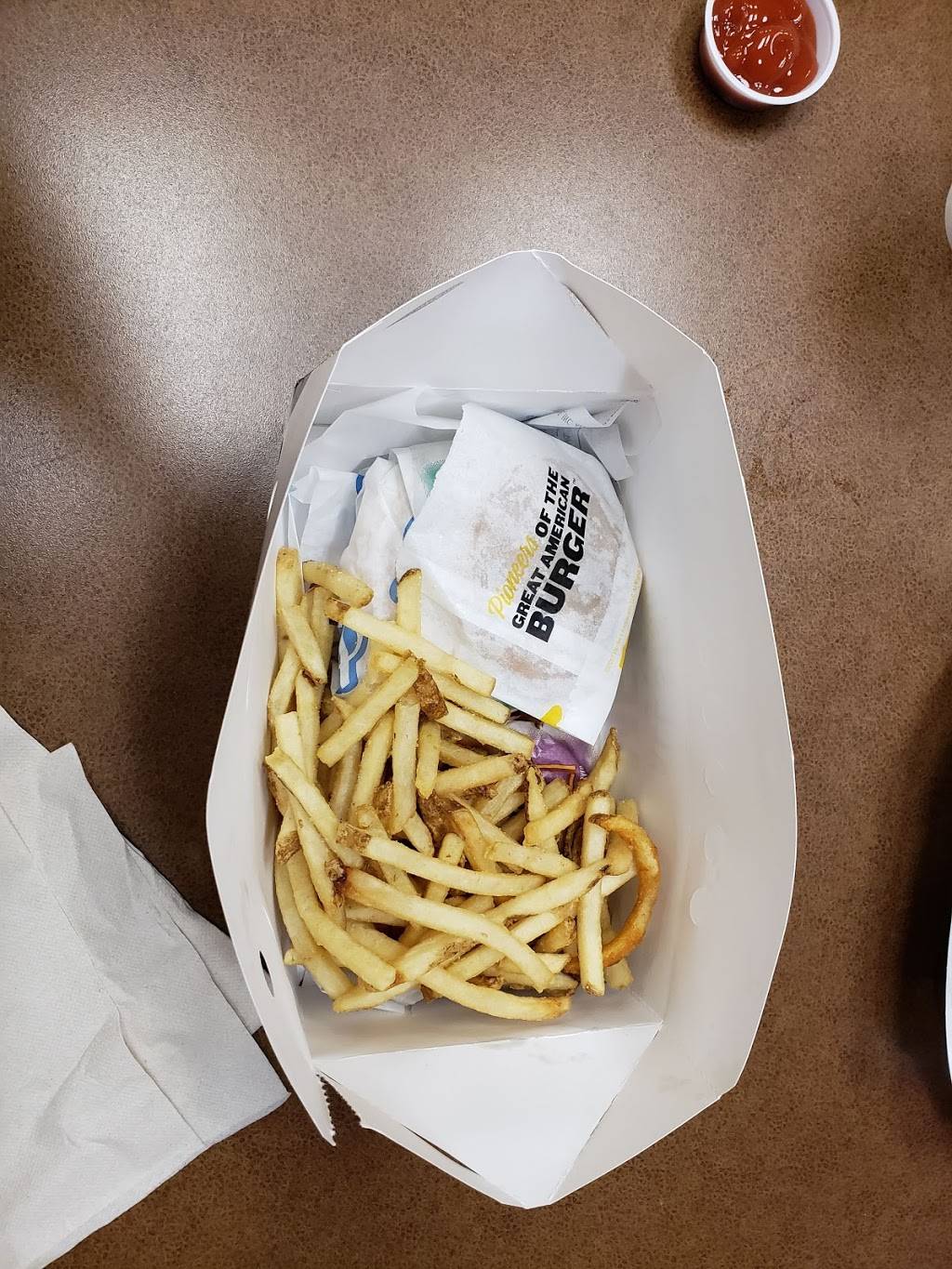 Hardees | restaurant | 6760 Clinton Hwy, Knoxville, TN 37912, USA | 8659474237 OR +1 865-947-4237