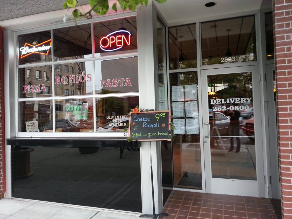 Romios Pizza & Pasta | restaurant | 2714 Colby Ave, Everett, WA 98201, USA | 4252520800 OR +1 425-252-0800