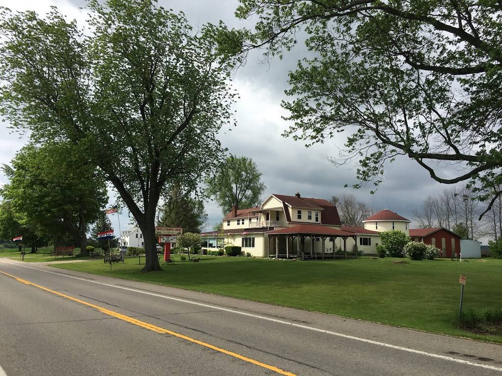 Williams Inn | restaurant | 1724 S Lakeshore Rd, Harbor Beach, MI 48441, USA | 9894793361 OR +1 989-479-3361