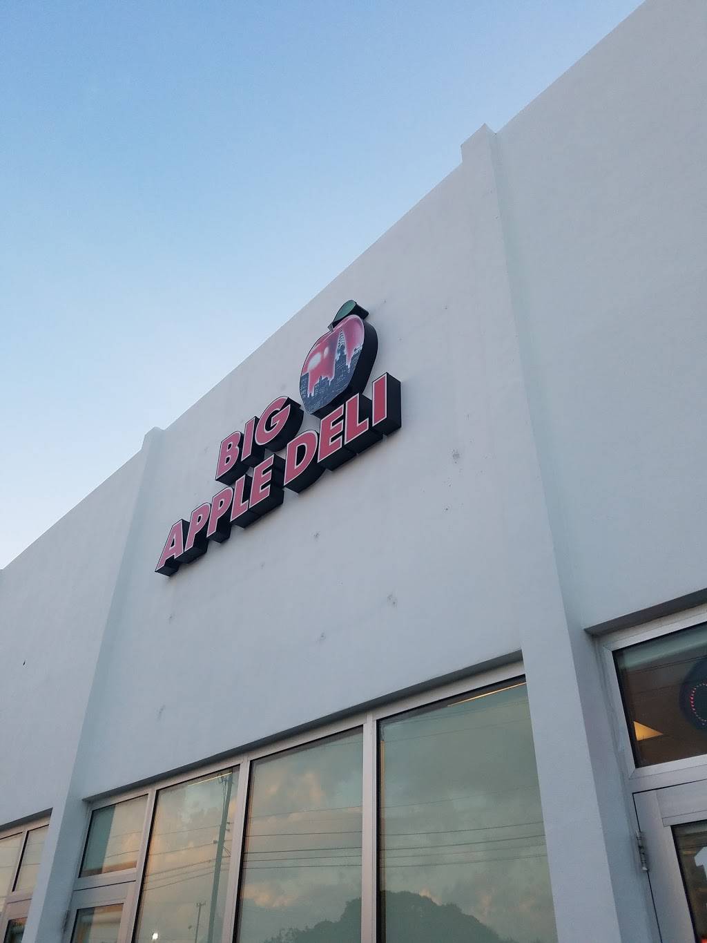 New York Big Apple Deli | restaurant | 14432 Biscayne Blvd, Miami, FL 33181, USA | 3059400128 OR +1 305-940-0128