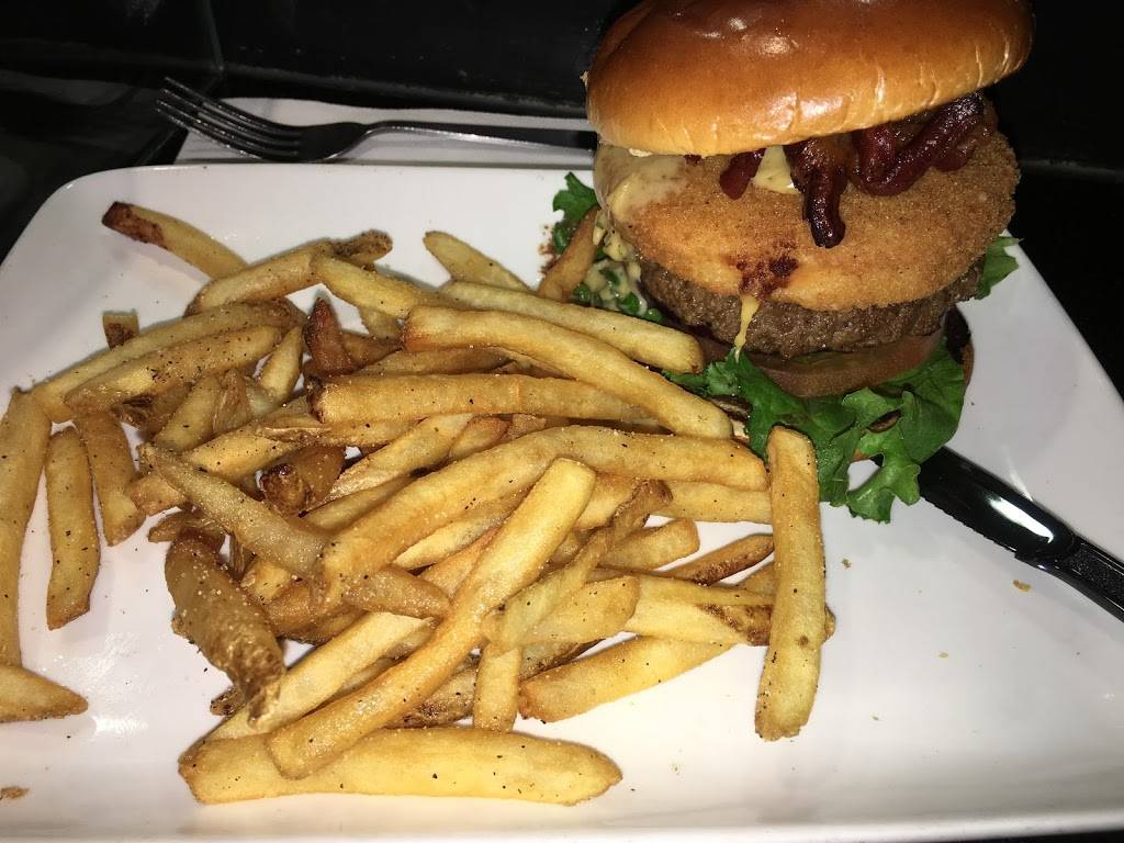 TGI Fridays | restaurant | Dallas-Fort Worth, Intl Airport, Terminal C, Gate 8, Dallas, TX 75261, USA | 9725742728 OR +1 972-574-2728