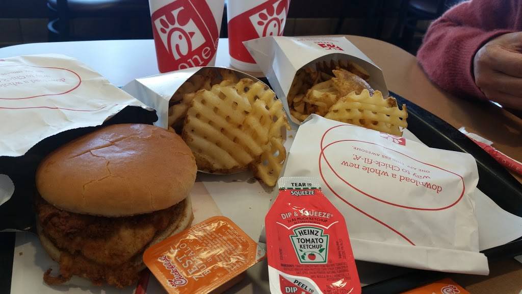 Chick-fil-A | restaurant | 2040 N Rose Ave, Oxnard, CA 93036, USA | 8059889232 OR +1 805-988-9232