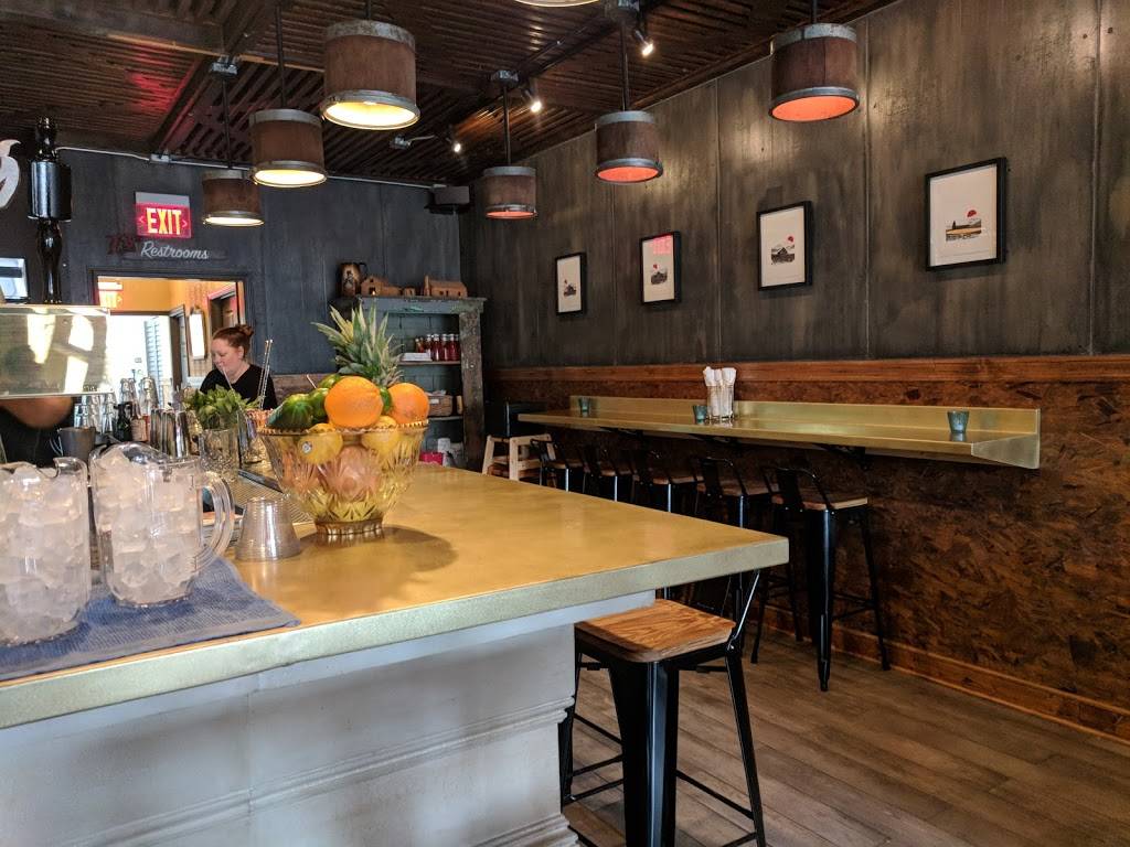 Big Hill | restaurant | 3307 W Bryn Mawr Ave, Chicago, IL 60659, USA | 7737547346 OR +1 773-754-7346