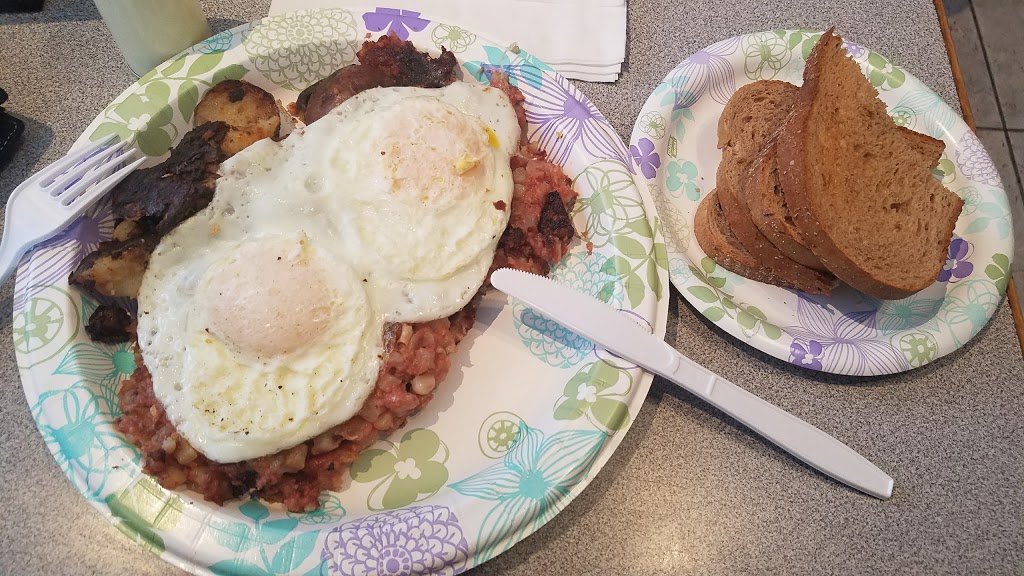 Anthonys Café | cafe | 252 Commercial Street, Boston, MA 02109, USA | 6177422987 OR +1 617-742-2987