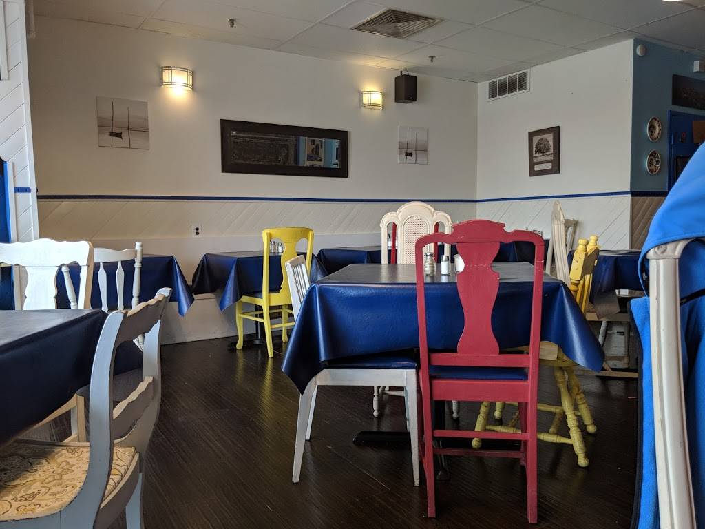 Ettas Greeklish Eatery | restaurant | 5975 Wyandotte St E, Windsor, ON N8S 1M9, Canada | 5199159329 OR +1 519-915-9329