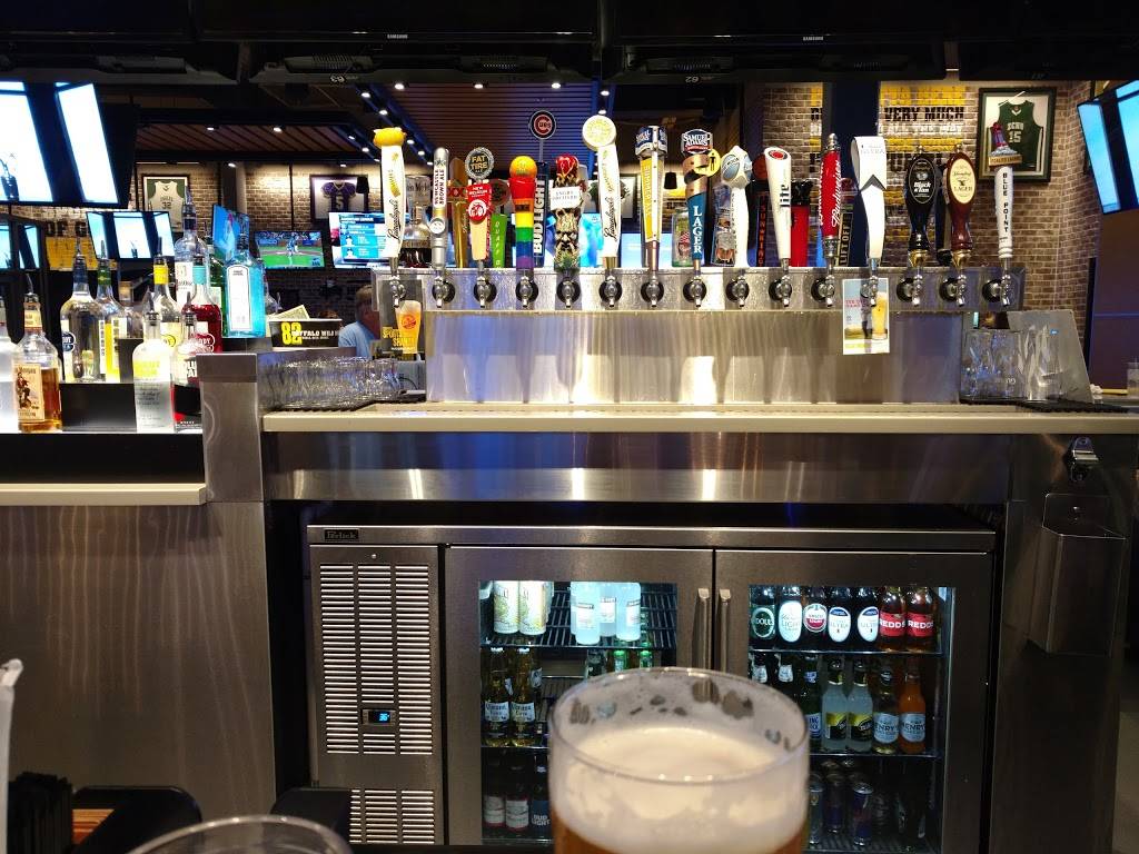 Buffalo Wild Wings | restaurant | 6537 Whitestown Pkwy, Zionsville, IN 46077, USA | 3173446120 OR +1 317-344-6120