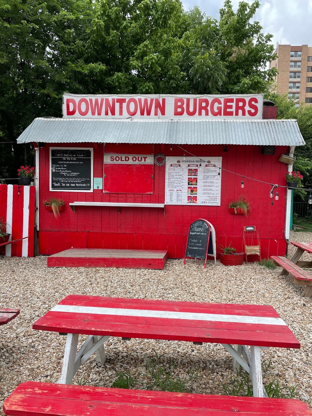 Downtown Burgers | restaurant | 503 E Cesar Chavez St, Austin, TX 78701, USA | 5124767100 OR +1 512-476-7100