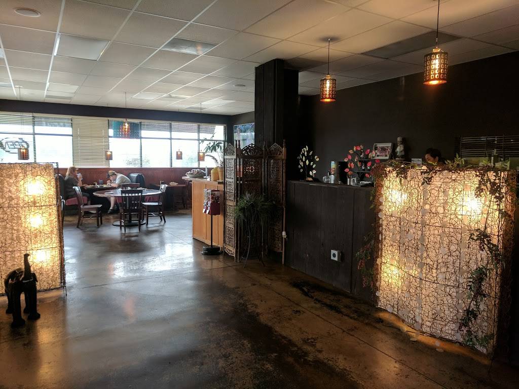 LOL Restaurant | restaurant | 340 W Enterprise, Fair Grove, MO 65648, USA | 4177599287 OR +1 417-759-9287