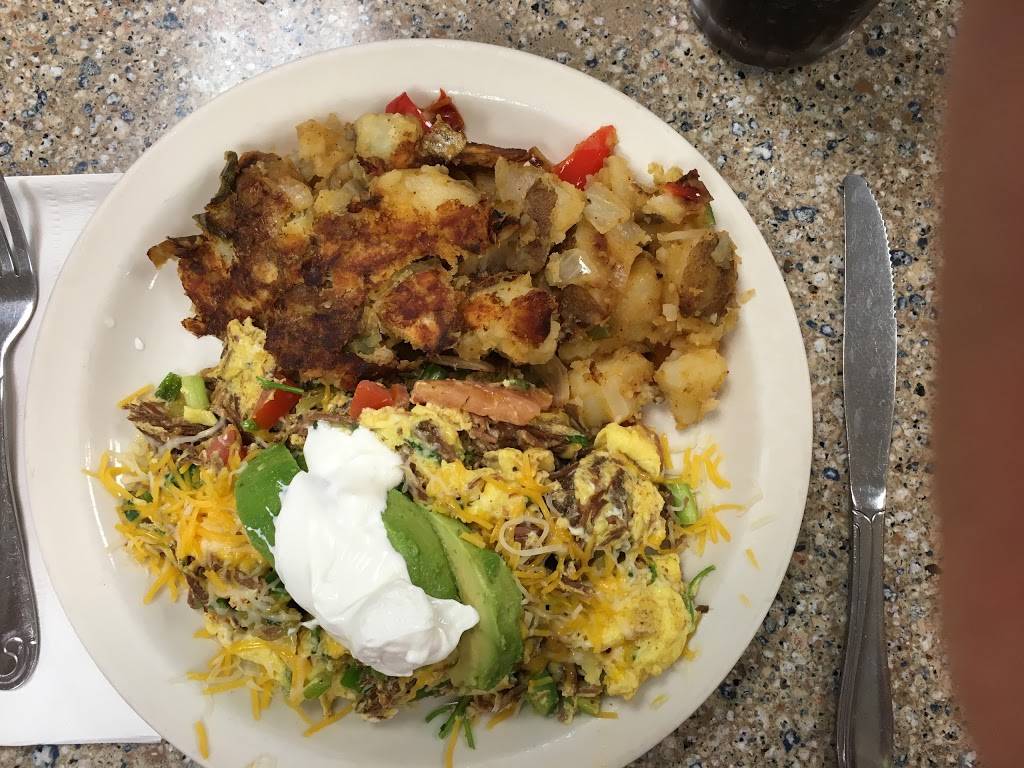 Eggs N Things | restaurant | 92 E Daily Dr, Camarillo, CA 93010, USA | 8059874497 OR +1 805-987-4497