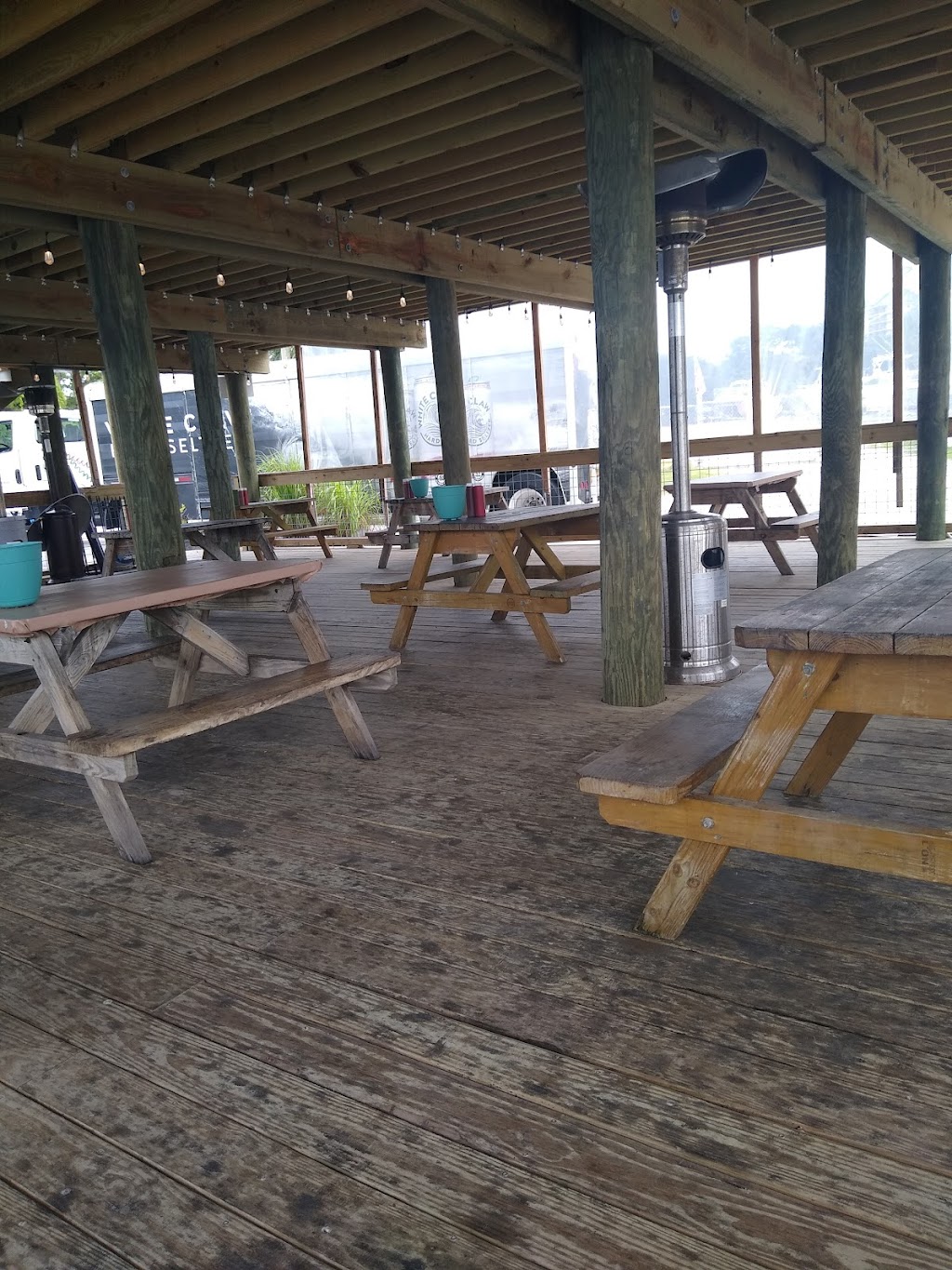 Dewey Destins Snoballs | restaurant | 9 Calhoun Ave, Destin, FL 32541, USA | 8508377575 OR +1 850-837-7575