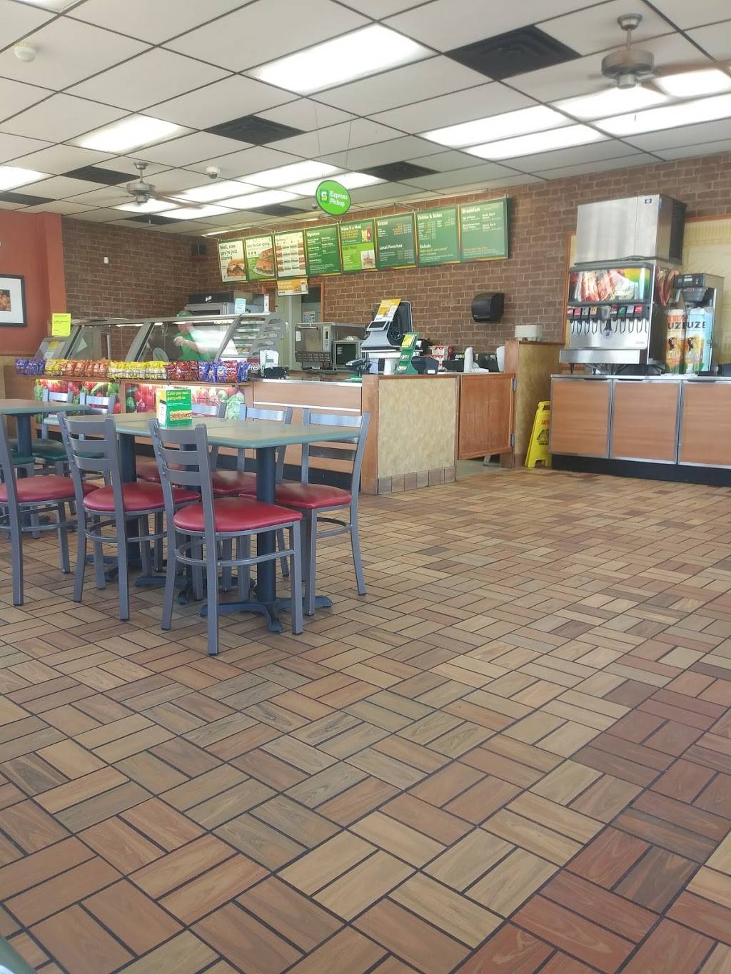 Subway | restaurant | 23 N Council Rd, Oklahoma City, OK 73127, USA | 4054954600 OR +1 405-495-4600