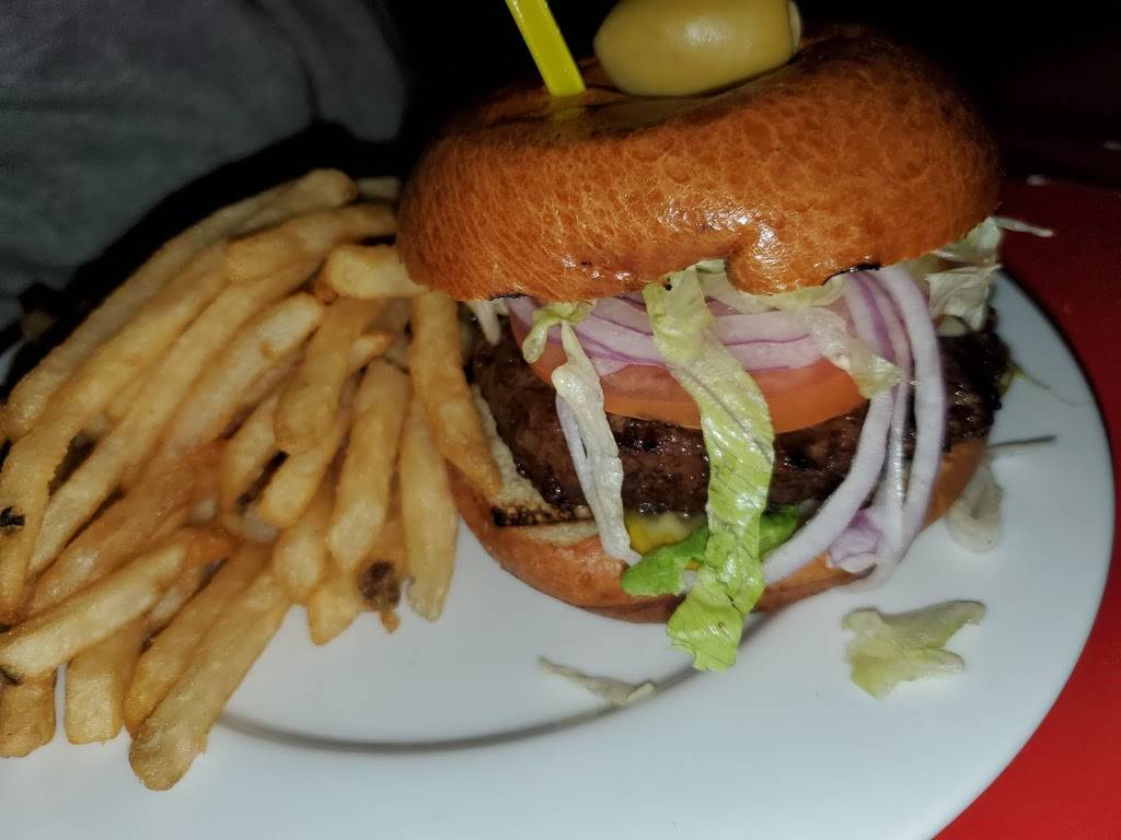 Lips Drag Queen Show Palace, Restaurant & Bar | restaurant | 2229 S Michigan Ave, Chicago, IL 60616, USA | 3128152662 OR +1 312-815-2662