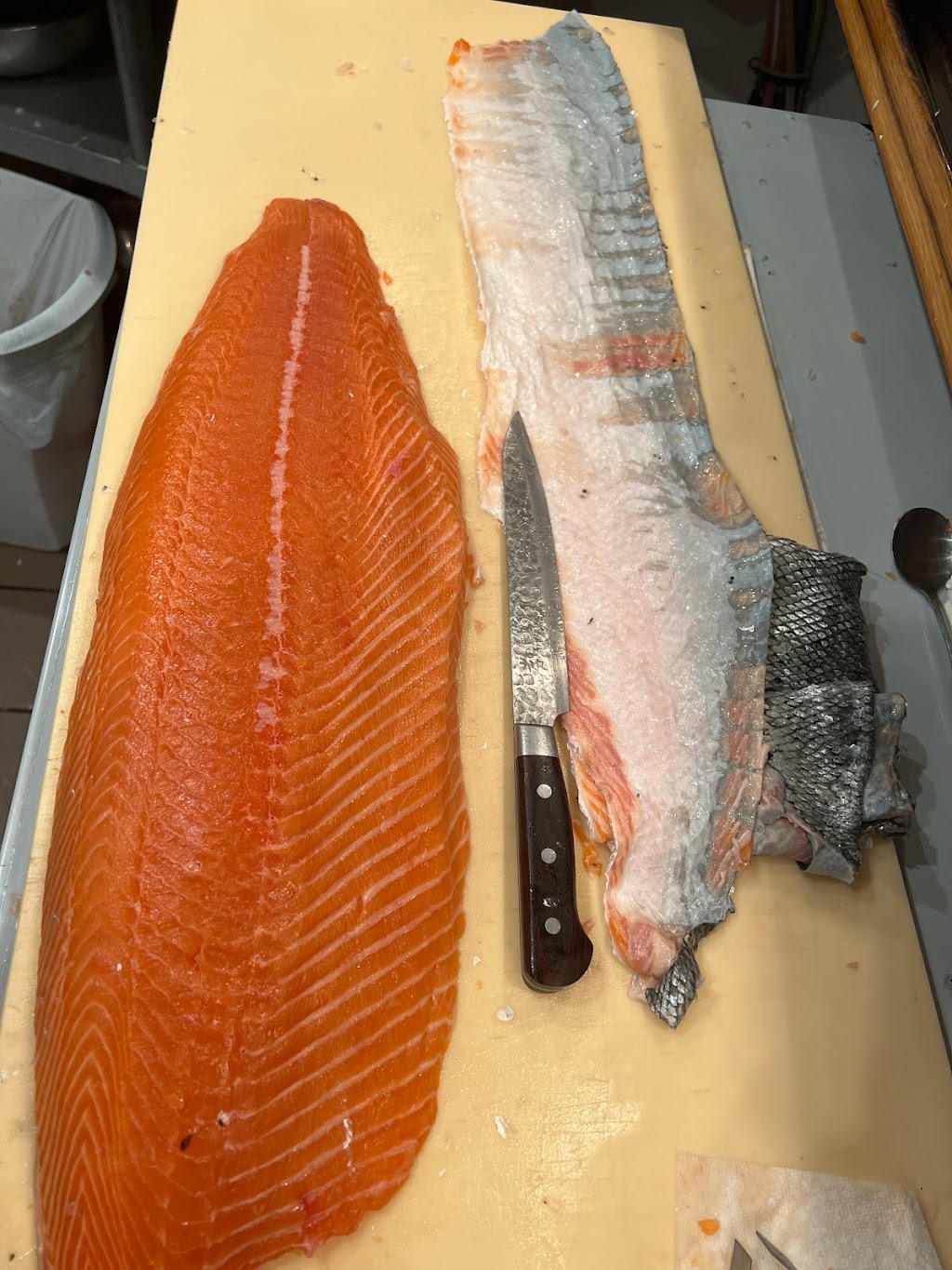 Iron Chef Sushi | restaurant | 765 Boston Post Rd, Madison, CT 06443, USA | 2034216757 OR +1 203-421-6757