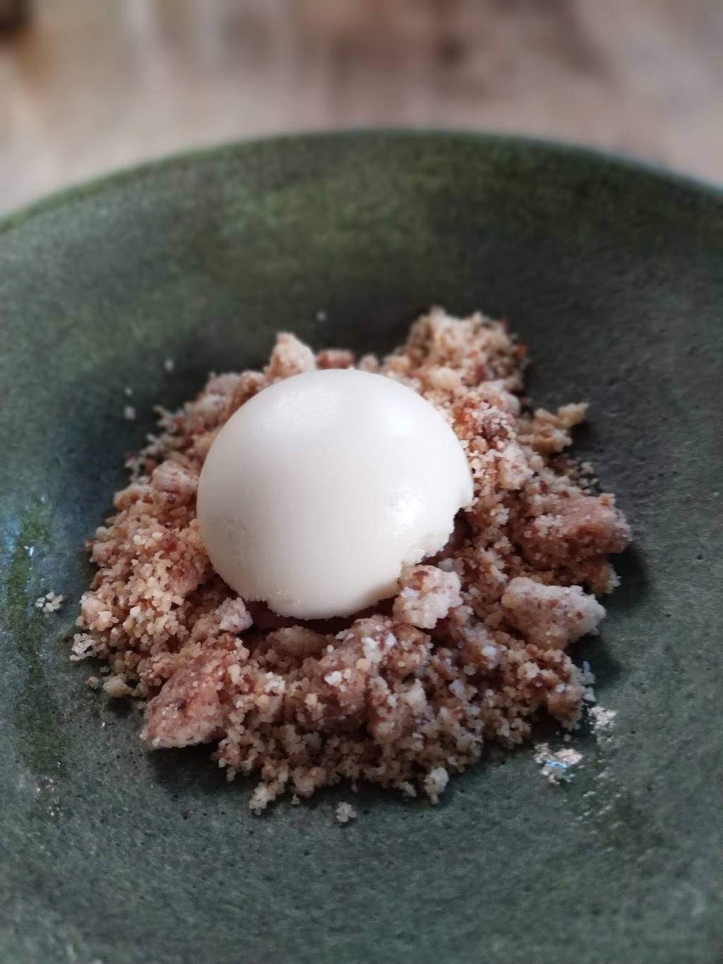 Ardent | restaurant | 1751 N Farwell Ave, Milwaukee, WI 53202, USA | 4148977022 OR +1 414-897-7022