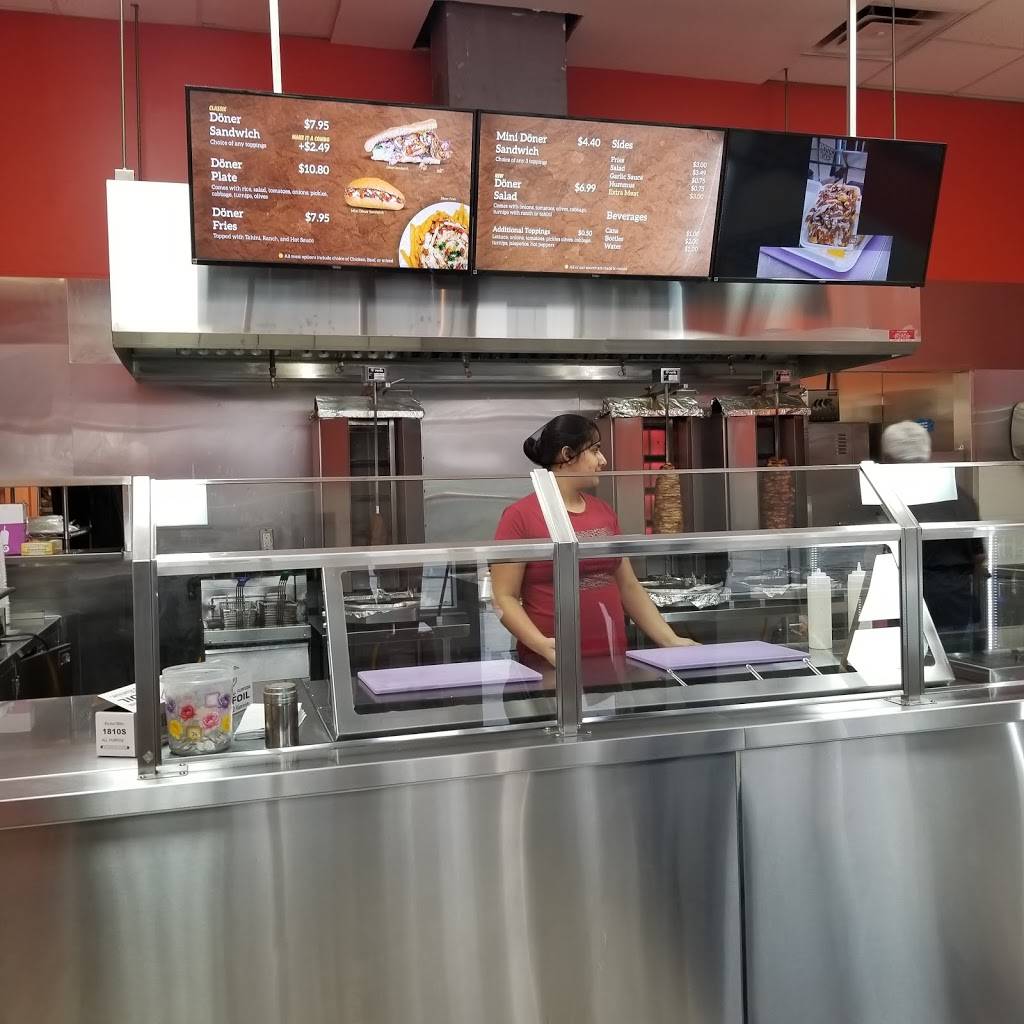Döner King | restaurant | 5651 Steeles Ave E #10, Scarborough, ON M1V 5P6, Canada | 4162910556 OR +1 416-291-0556