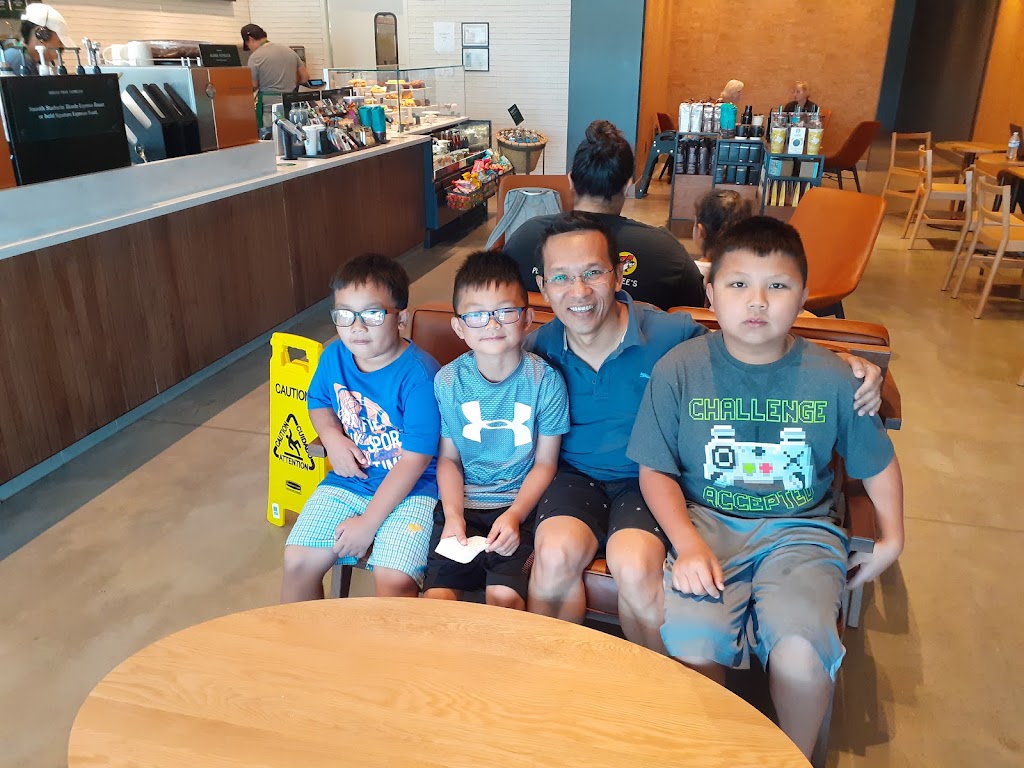 Starbucks | cafe | 18802 University Blvd, Sugar Land, TX 77479, USA | 3462426788 OR +1 346-242-6788