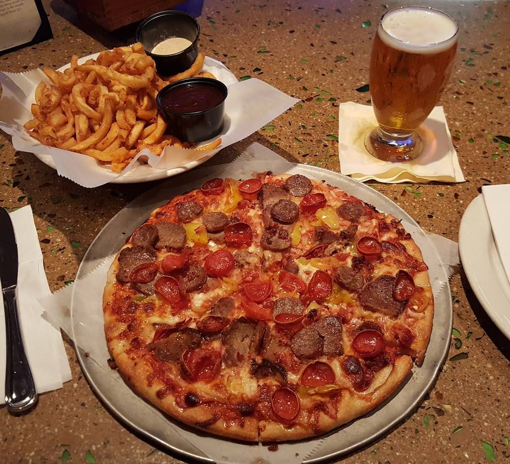 Tommys Pizza | restaurant | 870 Oaklawn Ave, Cranston, RI 02920, USA | 4019448669 OR +1 401-944-8669