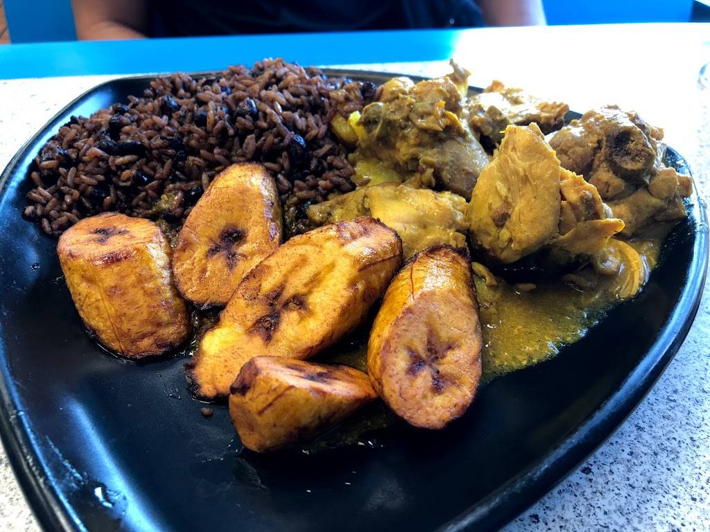 Pineapples Caribbean American Restaurant | restaurant | 5880 Normandy Blvd, Jacksonville, FL 32205, USA | 9045805837 OR +1 904-580-5837