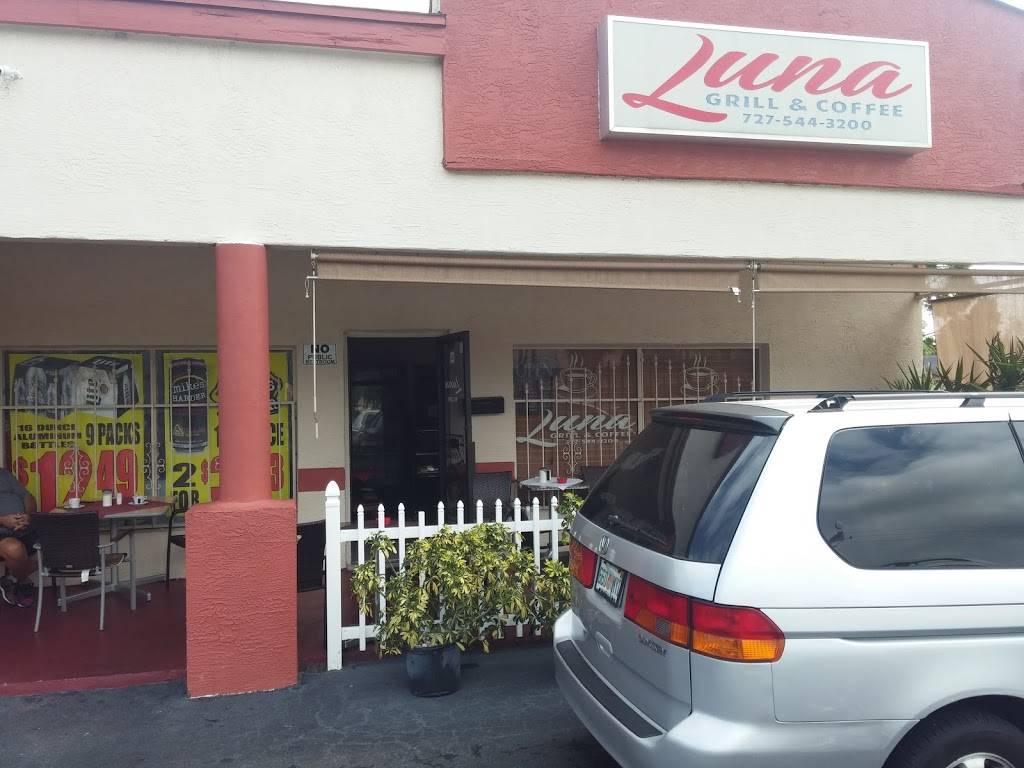 Luna Grill & Coffee | restaurant | 8421 49th St N, Pinellas Park, FL 33781, USA | 7275443200 OR +1 727-544-3200