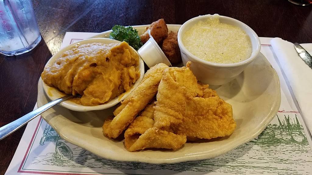 Cedar River Seafood | restaurant | 1592 W US Hwy 90, Lake City, FL 32055, USA | 3867528399 OR +1 386-752-8399