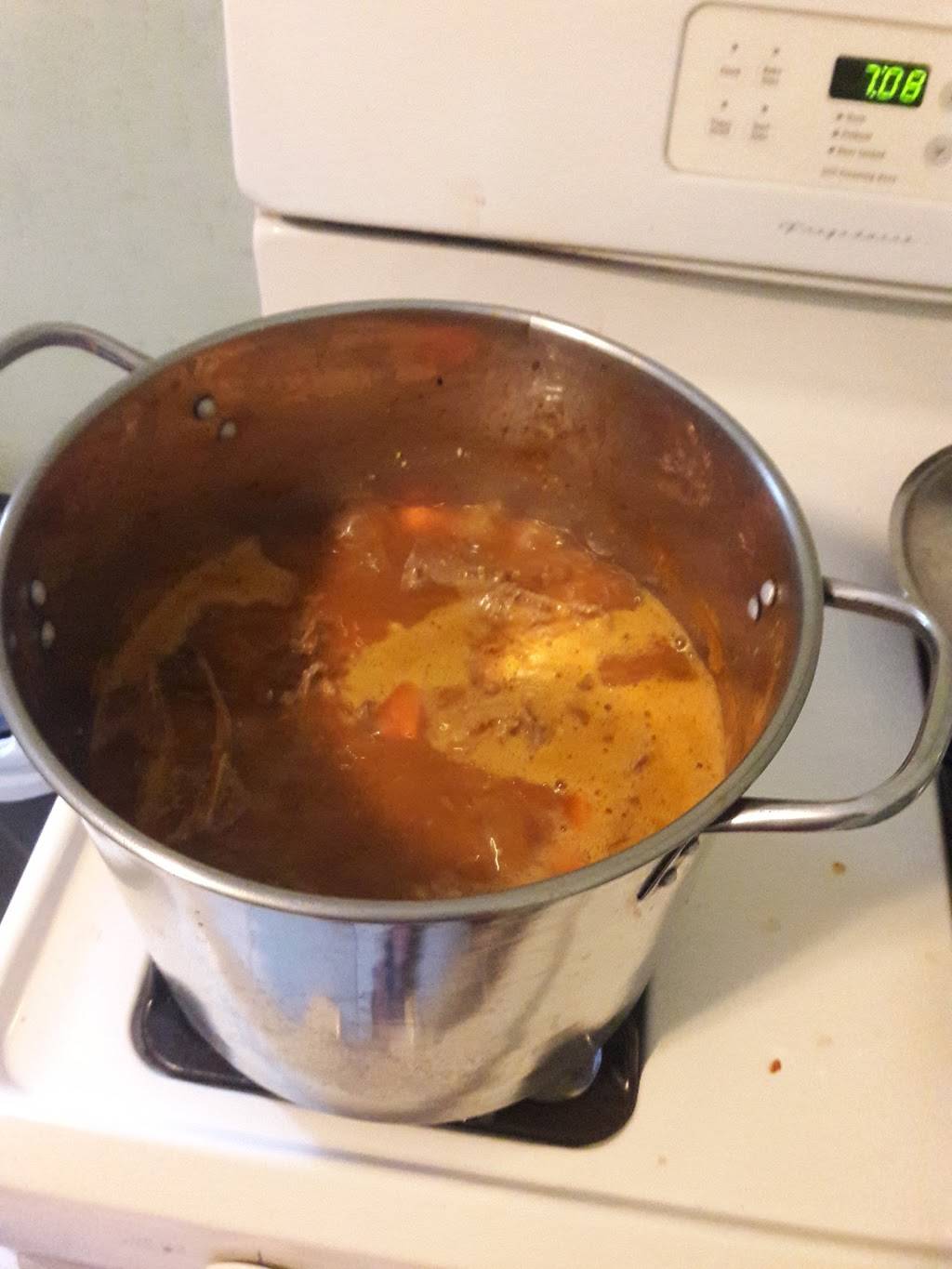 Fonte Dos Namorados | restaurant | 278 Dayton St, Newark, NJ 07114, USA | 9736239323 OR +1 973-623-9323