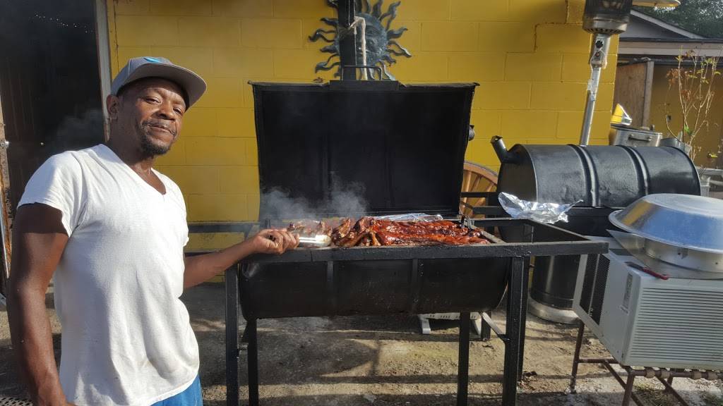 Island Breeze | restaurant | 2225 Mosquito Beach Rd, Charleston, SC 29412, USA | 8437951645 OR +1 843-795-1645