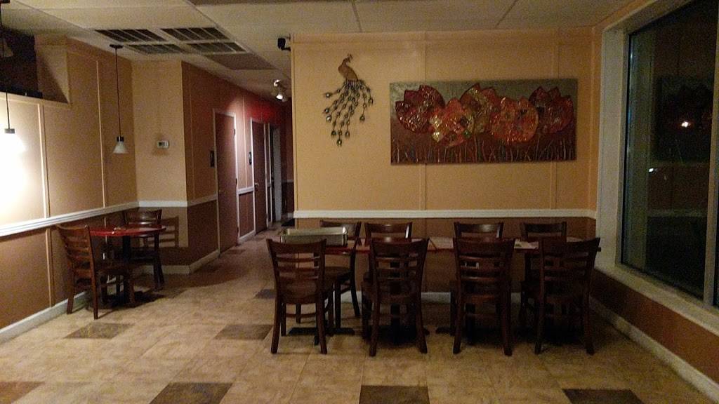 Reemas Indian Cuisine | restaurant | 607 S Illinois Ave, Carbondale, IL 62901, USA | 6184576666 OR +1 618-457-6666