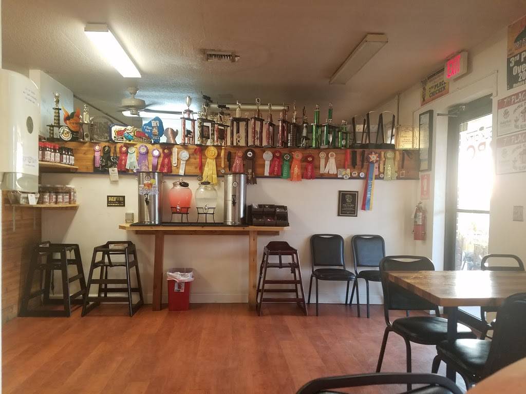 Polk City Bbq Company | restaurant | 221 Commonwealth Ave N, Polk City, FL 33868, USA | 8638744740 OR +1 863-874-4740