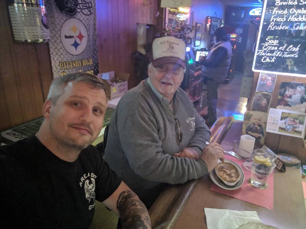 Lincoln Bar & Grill Inc | restaurant | 701 W Market St # 1, York, PA 17401, USA | 7178482201 OR +1 717-848-2201