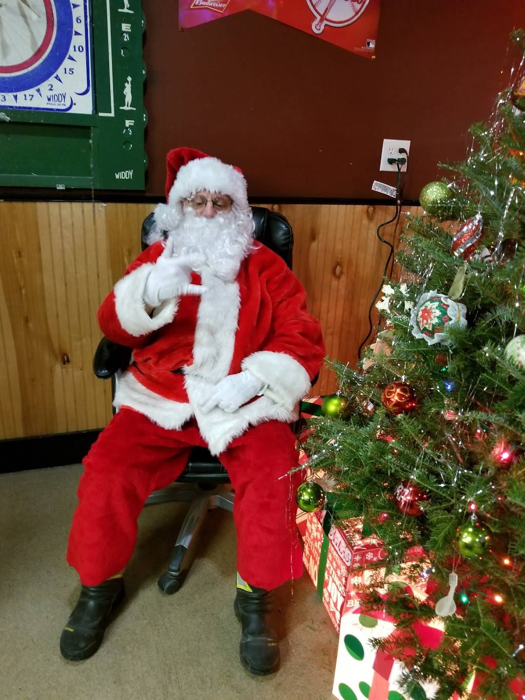 Applejack 2 Sports Bar & Grill | restaurant | 60 Carr Ave, Keansburg, NJ 07734, USA | 7324953010 OR +1 732-495-3010