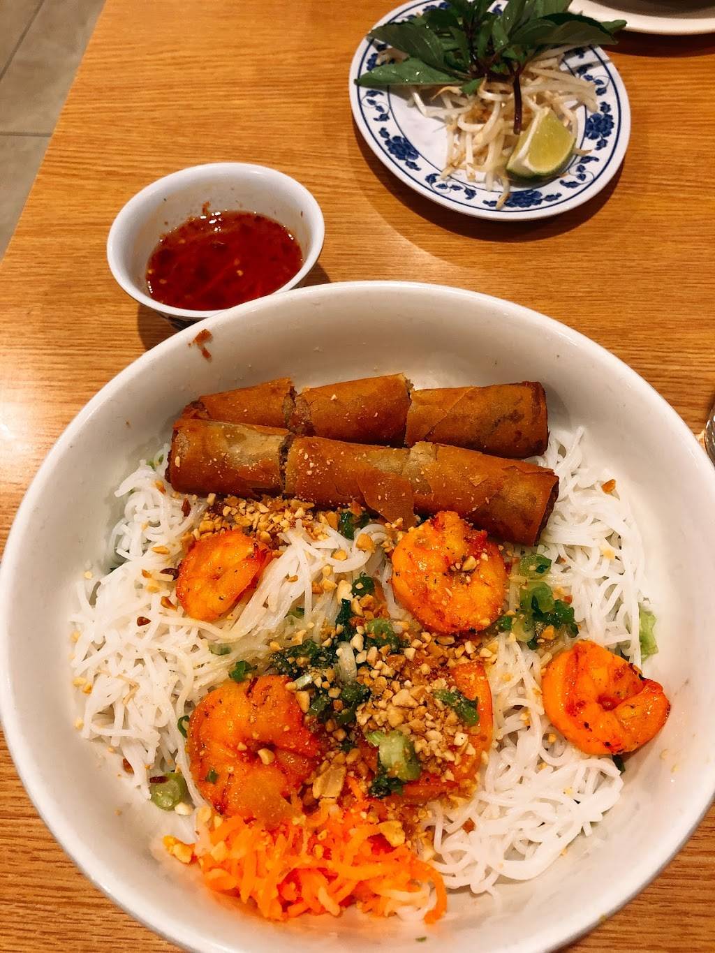 Pho Cali Restaurant | restaurant | 1400 Camino De La Reina #105, San Diego, CA 92108, USA | 6195421062 OR +1 619-542-1062