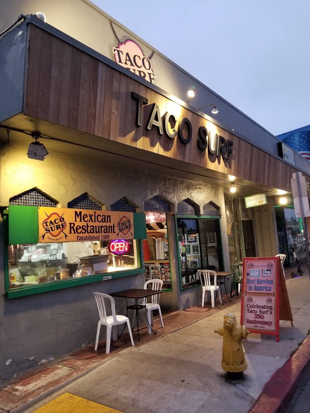 Taco Surf Pb | restaurant | 4657 Mission Blvd, San Diego, CA 92109, USA | 8582723877 OR +1 858-272-3877
