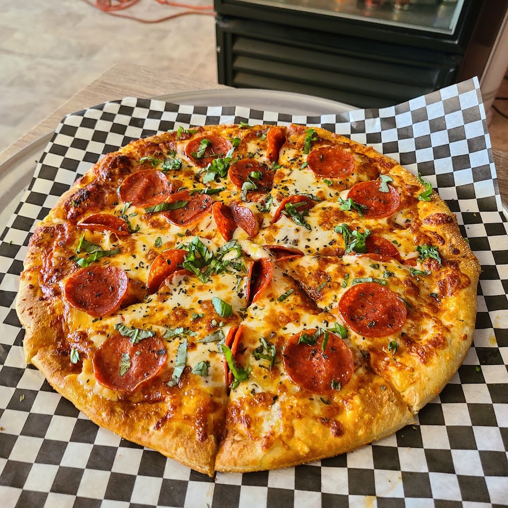 Victors pizza co | restaurant | 545 W 3900 S, Salt Lake City, UT 84123, USA | 8019963485 OR +1 801-996-3485