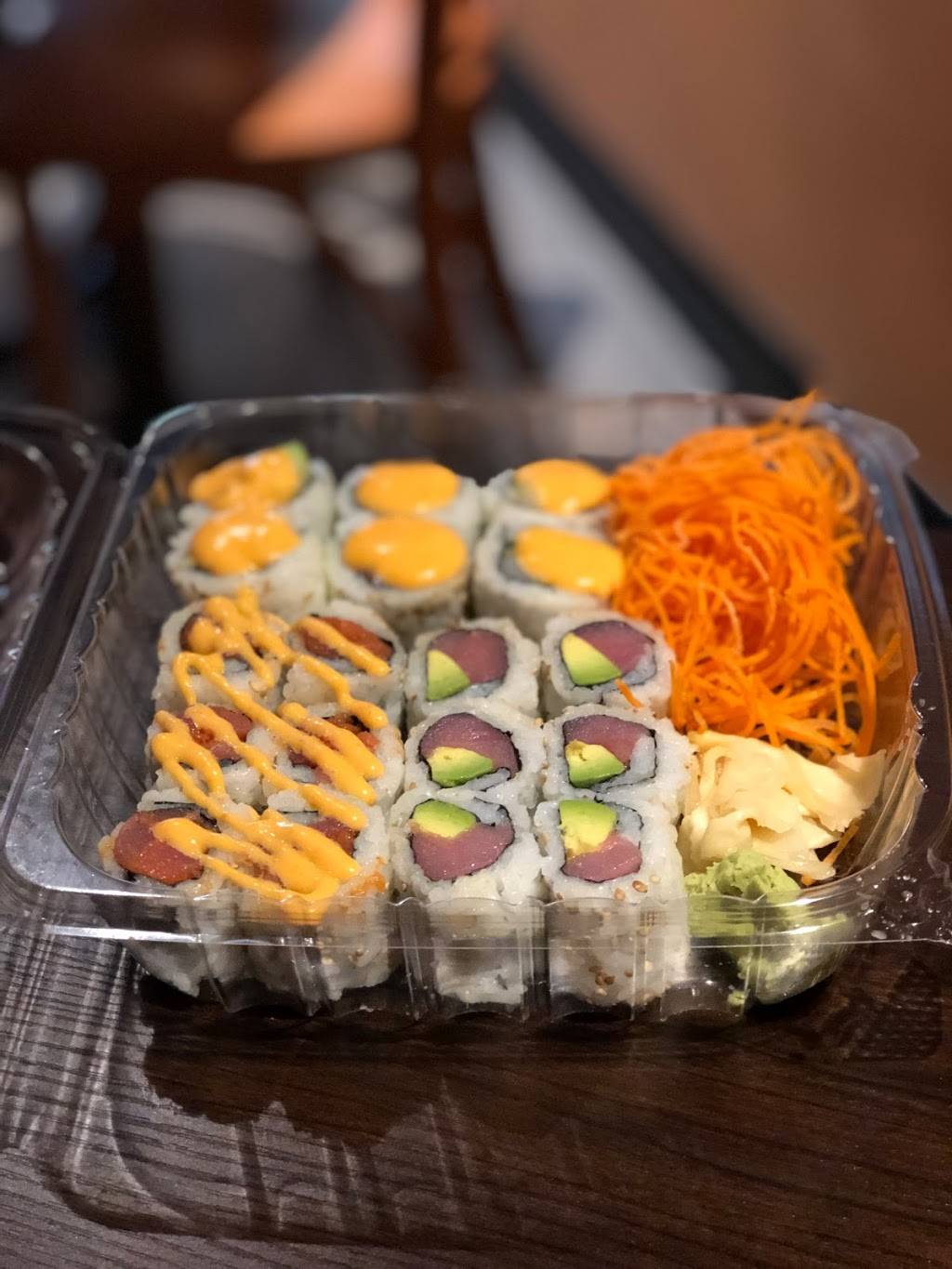 Gorilla Sushi Wicker Park | restaurant | 1238 N Milwaukee Ave, Chicago, IL 60622, USA | 7736879933 OR +1 773-687-9933