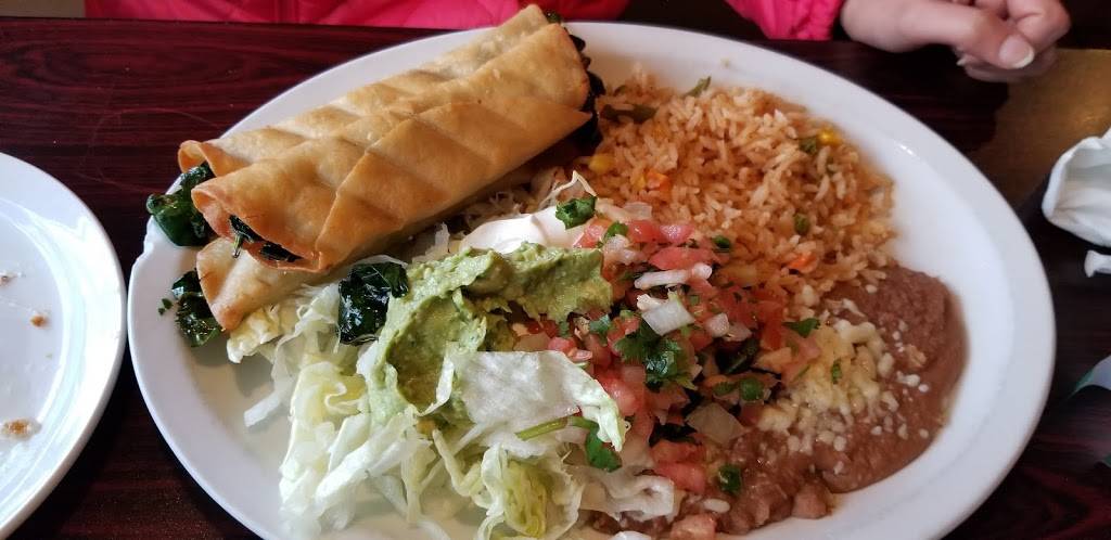 Cinco De Mayo Mexican Restaurant | restaurant | 122 W Maxwell St, Lexington, KY 40508, USA | 8593036488 OR +1 859-303-6488