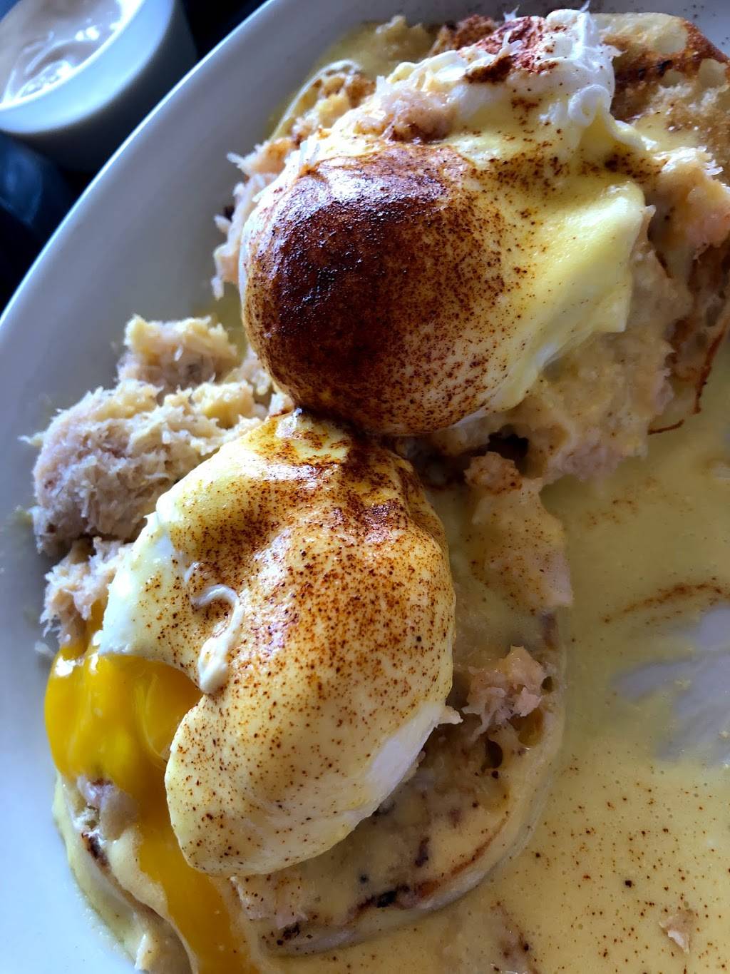 Mandos Restaurant | restaurant | 162 Fountain Ave, Pacific Grove, CA 93950, USA | 8316569235 OR +1 831-656-9235