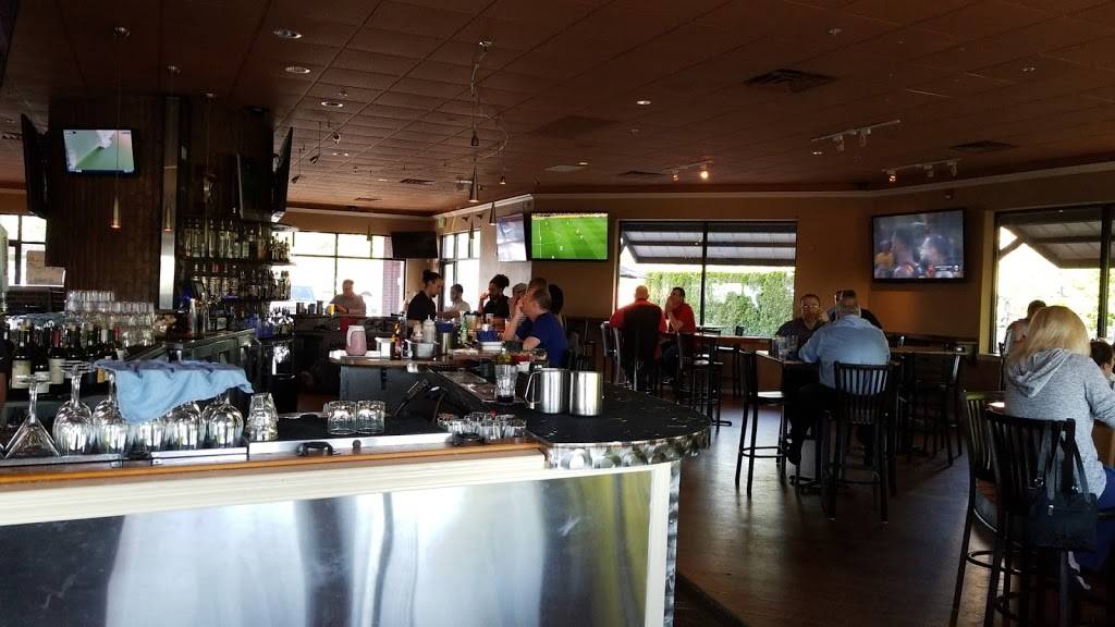 Main Event Sports Grill | restaurant | 3200 SE 164th Ave #204, Vancouver, WA 98683, USA | 3608288583 OR +1 360-828-8583