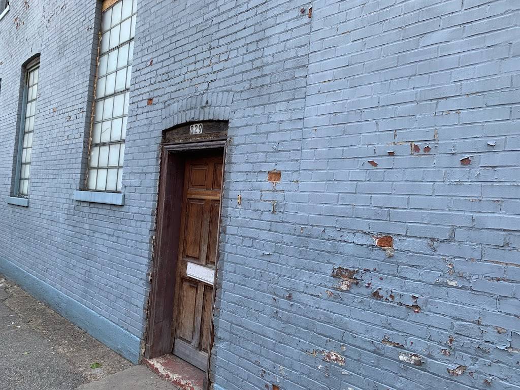 Hitchhiker Brewing Winter Pop Up Taproom | restaurant | 829 Industry St, Pittsburgh, PA 15210, USA | 4123431950 OR +1 412-343-1950